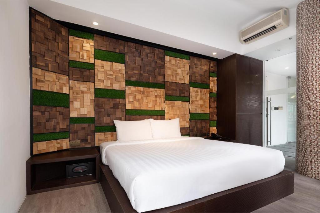 A Hotel Dickson Сингапур Екстериор снимка